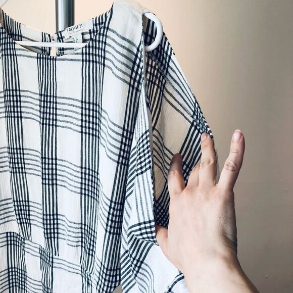 F21 Contemporary/ Gingham dress with Kimono open- slit sleeves & Open Back/ Sz S - Picture 3 of 8